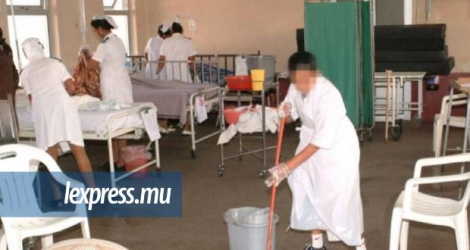 Les «cleaners» de l’hôpital Victoria ont peur de travailler sans le matériel adéquat, à cause du Covid-19
