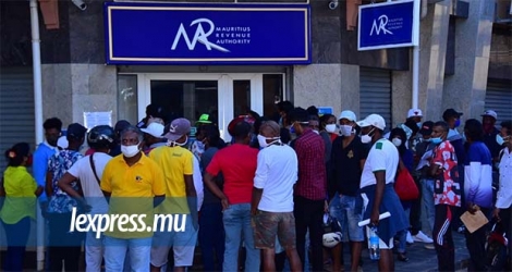 La MRA a fermé ses portes devant ces demandeurs, ce lundi 1er juin.