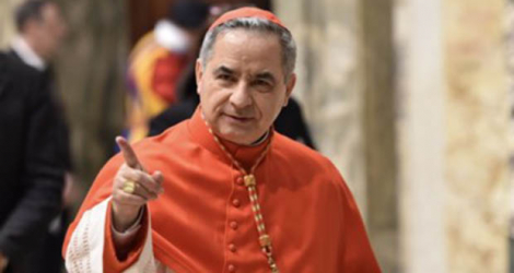 L’Italien Angelo Becciu, a démissionné ce jeudi mystérieusement de ses fonctions au sein du gouvernement du Saint-Siège.