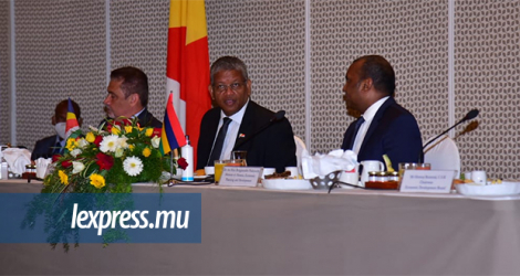 Le président des Seychelles a pris la parole à une «Breakfast Business Meeting» au «Sugar Beach Hotel», hier.