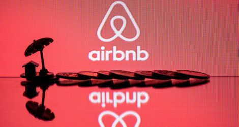Né il y a 13 ans à San Francisco, Airbnb a bouleversé l'industrie des voyages professionnels et du tourisme.