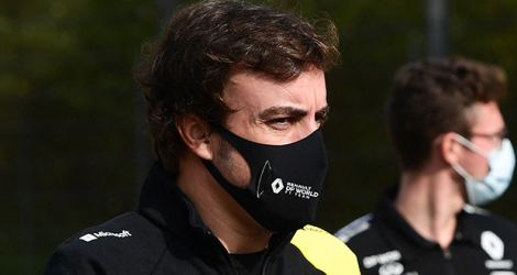 Fernando Alonso, victime d'un accident à vélo en Suisse jeudi, a été opéré d'une fracture de la mâchoire supérieure.