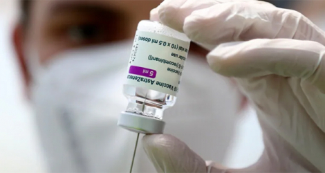 Le gouvernement japonais a approuvé vendredi les vaccins contre le Covid-19 de Moderna et AstraZeneca.