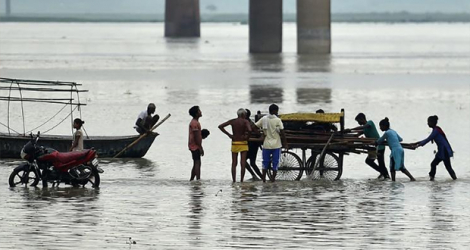 Inondations sur les rives du Gange, à Allahabad, dans le nord de l'Inde, le 31 juillet 2021.