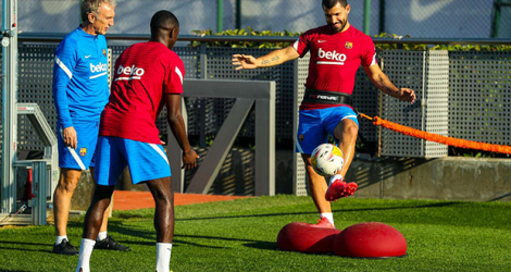 Ousmane Dembélé et Sergio Agüero, blessés depuis le début de la saison, ont effectué leur retour à l'entraînement.