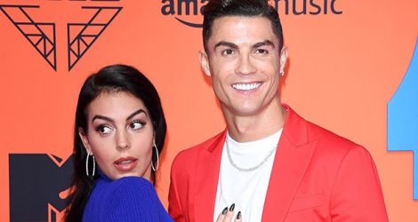 Cristiano Ronaldo et sa petite amie modèle Georgina Rodriguez attendent des jumeaux.