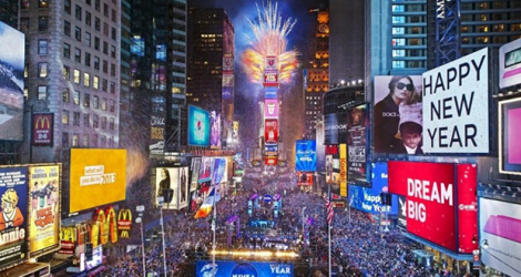 Le maire de New York Bill de Blasio a promis mardi le retour des foules pour la fête du Nouvel An sur la place de Times Square, après son annulation en 2020/2021.