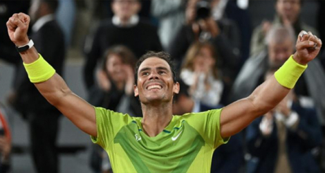 Rafael Nadal après sa victoire sur Novak Djokovic à Roland-Garros à Paris le 1er juin 2022.