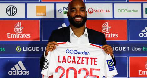 Alexandre Lacazette, qui a signé pour trois saisons avec son club formateur.