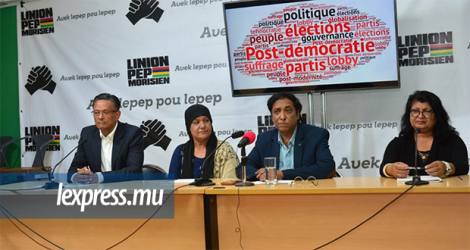 José Moirt, Nazleen Jameer, Asha Guness et Dev Sunnasy de LPM à la conférence de presse, hier.