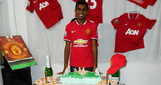 Fan Corner 18 Ans Sur Le Theme De Manchester Utd Happy Birthday Yavnish Ramchurn Lexpress Mu