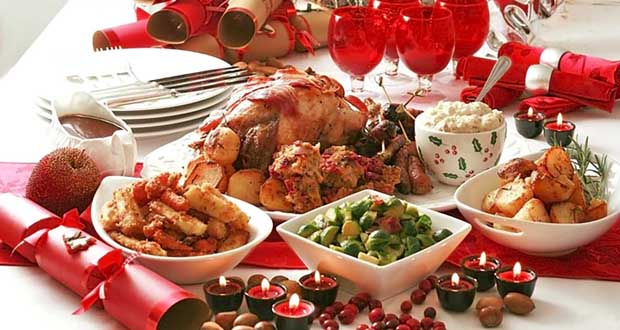 La dinde farcie occupe une place de choix dans le menu traditionnel de Noël. La dinde farcie occupe une place de choix dans le menu traditionnel de Noël.