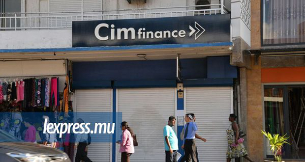 Vikash Sobrun accuse CIM Finance d’avoir accordé le crédit sans vérifier qu’il s’agissait bel et bien de lui. Vikash Sobrun accuse CIM Finance d’avoir accordé le crédit sans vérifier qu’il s’agissait bel et bien de lui.
