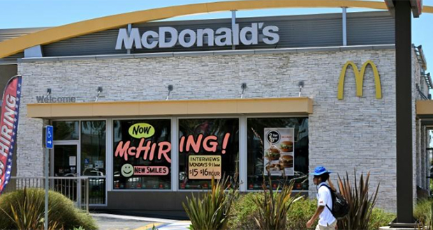 Un restaurant McDonald's à Garden Grove (Californie) le 8 juillet 2022.
