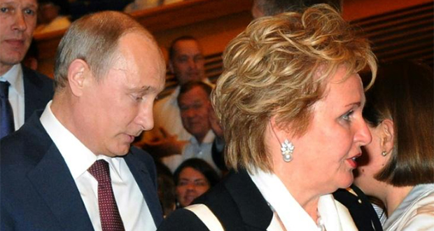 Le président russe Vladimir Poutine et son épouse Lyudmila au palais du Kremlin à Moscou, le 6 juin 2013.