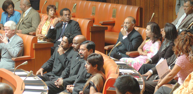 Les nouvelles lois du travail et Air Mauritius au centre des interpellations parlementaires