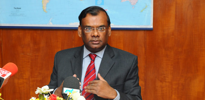 Rama Sithanen exprime son désaccord avec Moody’s