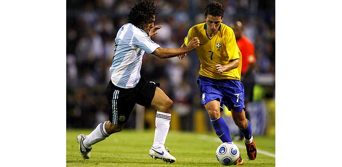 Football : Le Brésil se qualifie et complique la tâche de l''Argentine