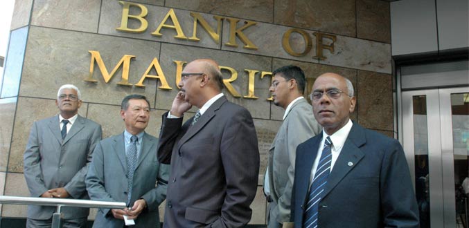 Manque de billets de banque : C’est la faute au conseil d’administration, dit la Banque centrale