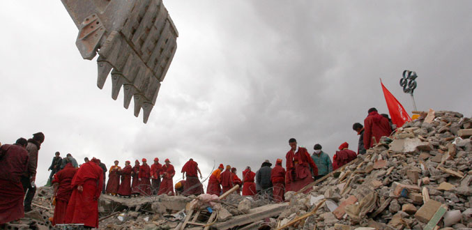 Le bilan du séisme en Chine s''alourdit à 1 144 morts