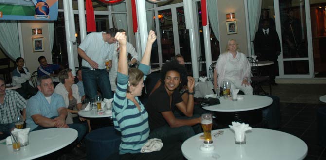 Restaurants et Night-clubs  proposent des soirées animées pour la finale Pays-Bas-Espagne