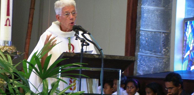 Mgr Maurice Piat en appelle à la responsabilité écologique des Mauriciens
