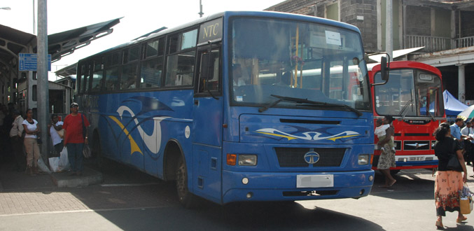 Bus dangereux à la CNT : Anil Bachoo annonce des poursuites contre l’express