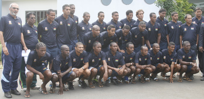 Football : En vue du match au Congo - Cinq néophytesdans le Club M