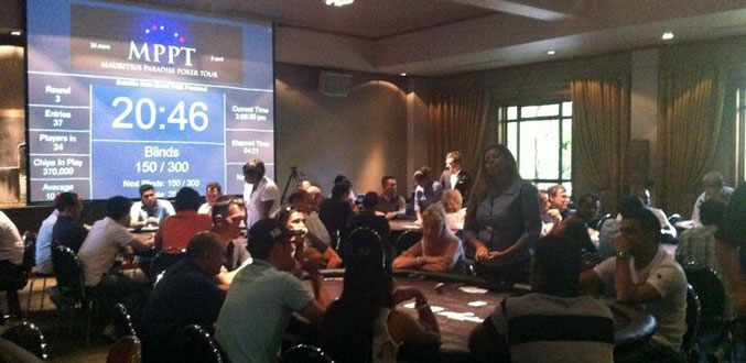 Tournoi de poker international: Grosse mobilisation à l’hôtel Le Paradis