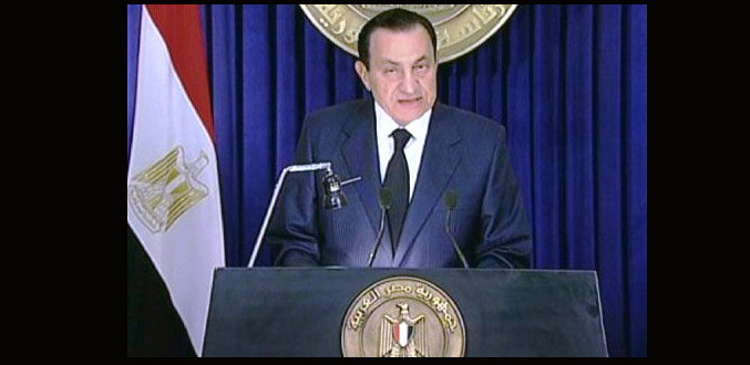 Egypte : Hosni Moubarak et sa femme placés en détention pour corruption