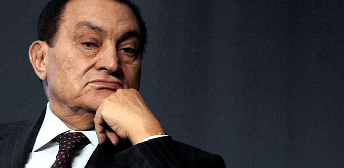 Moubarak condamné pour avoir suspendu internet et le téléphone