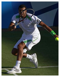 Tennis: Tsonga et Llodra au 3e tour au Queen''s, Mahut éliminé