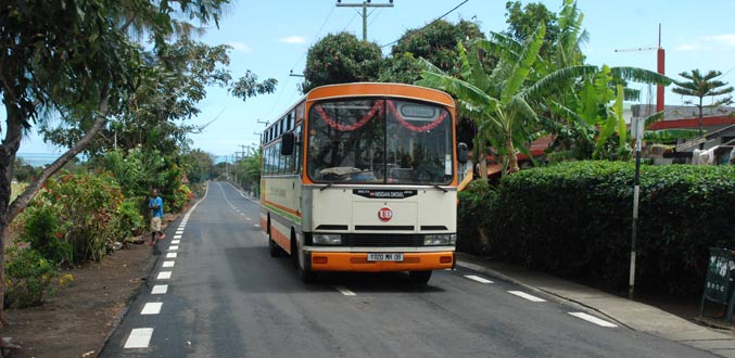 Transport en commun : Les habitants de Chamarel menacent d’en priver l’accès aux touristes