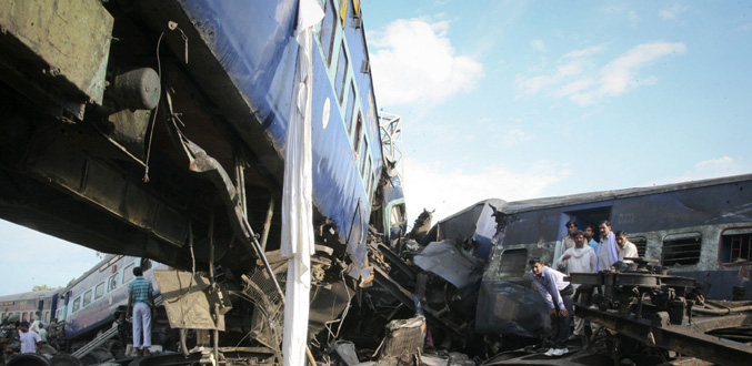 Accident de train en Inde, le bilan s''alourdit à 80 morts