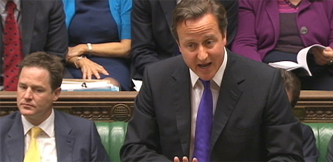 Cameron défend son intégrité et esquisse des regrets