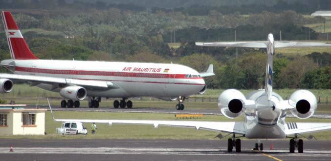 Cyclone Giovanna : Air Mauritius maintient temporairement ses vols