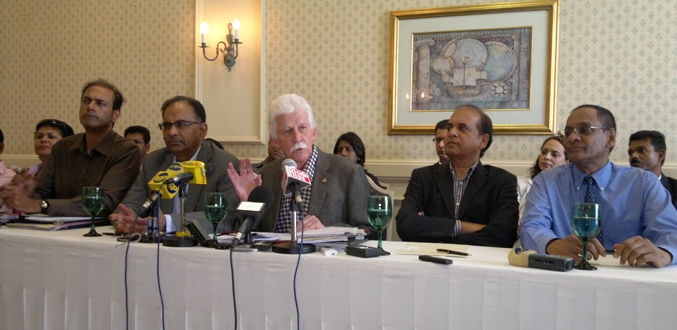 Bérenger tient Ramgoolam « personnellement responsable » du crash d’Air Mauritius