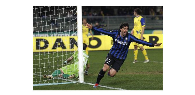 Football: Naples et l''Inter Milan assurent