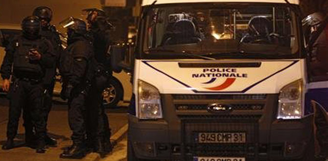 France : des policiers prennent d’assaut l''appartement de Mohamed Merah
