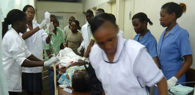 Kenya: au moins un mort, 14 blessés dans deux attentats sur la côte touristique