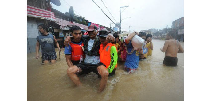 Philippines: Manille noyée par la mousson, le bilan des pluies s''élève à 68 morts