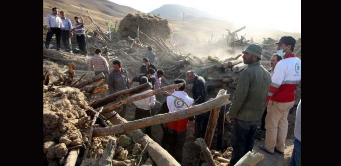 Iran: 306 morts et 3 037 blessés dans les séismes