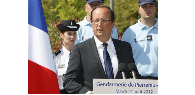 François Hollande promet des moyens contre les violences