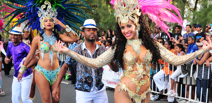 Carnaval de Flic-en-Flac : Les  danseuses brésiliennes ont coûté plus de  Rs 1 million