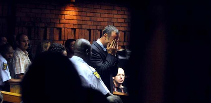 Pistorius au tribunal, ultime hommage à sa victime