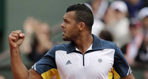 Roland-Garros : Tsonga monte en quarts