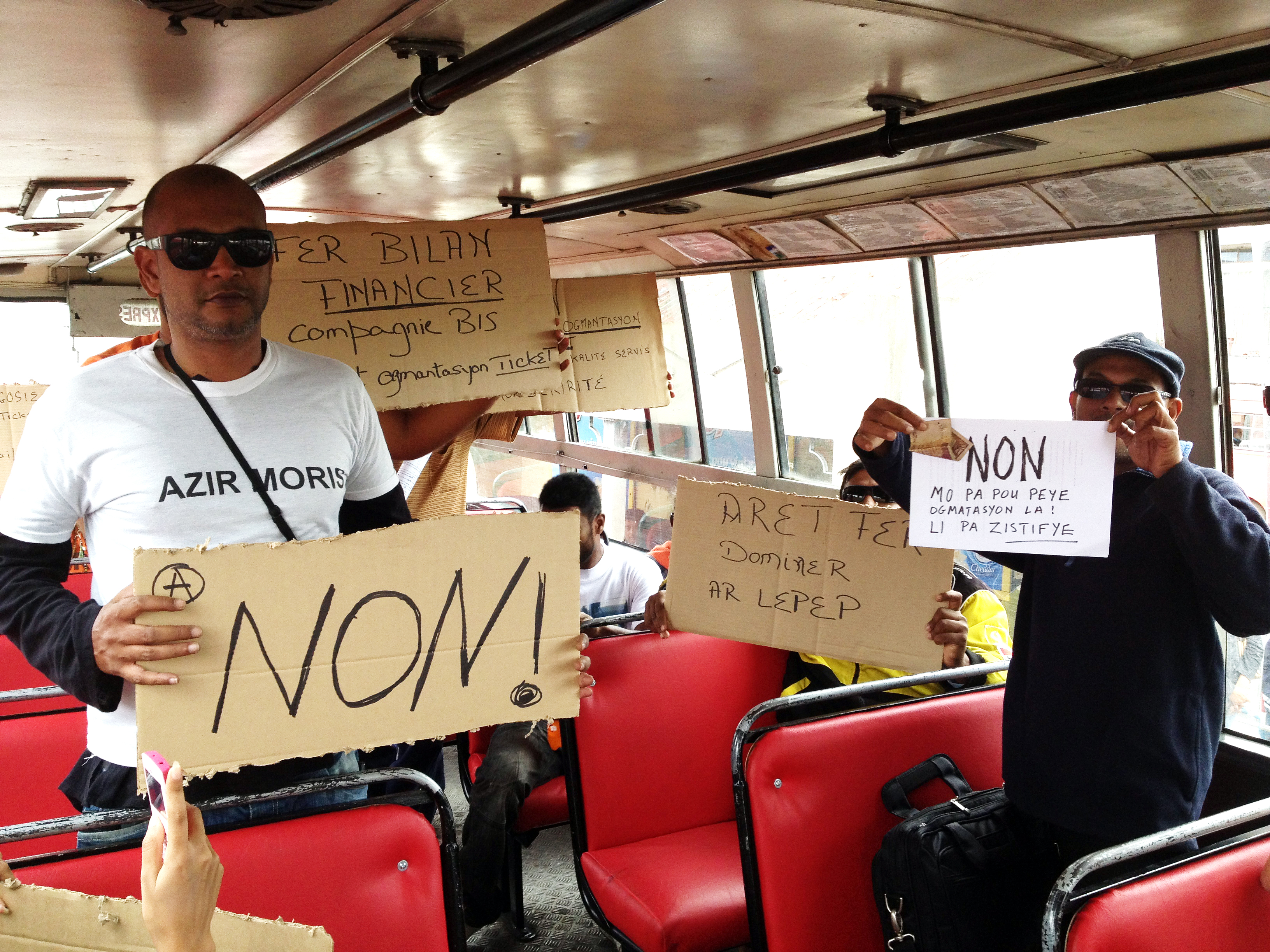 Hausse du prix du ticket d’autobus : Azir Moris maintient la pression