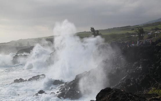 Vigilance forte houle à la Réunion: les vagues les plus hautes pourront atteindre 10 mètres 