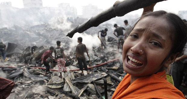 Bangladesh-Huit morts dans l'incendie d'une usine de confection