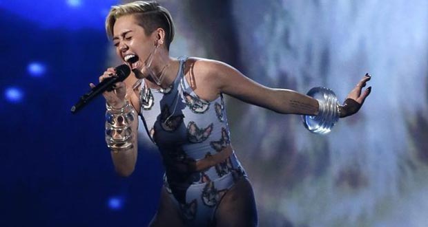 MTV désigne Miley Cyrus artiste de l'année 2013